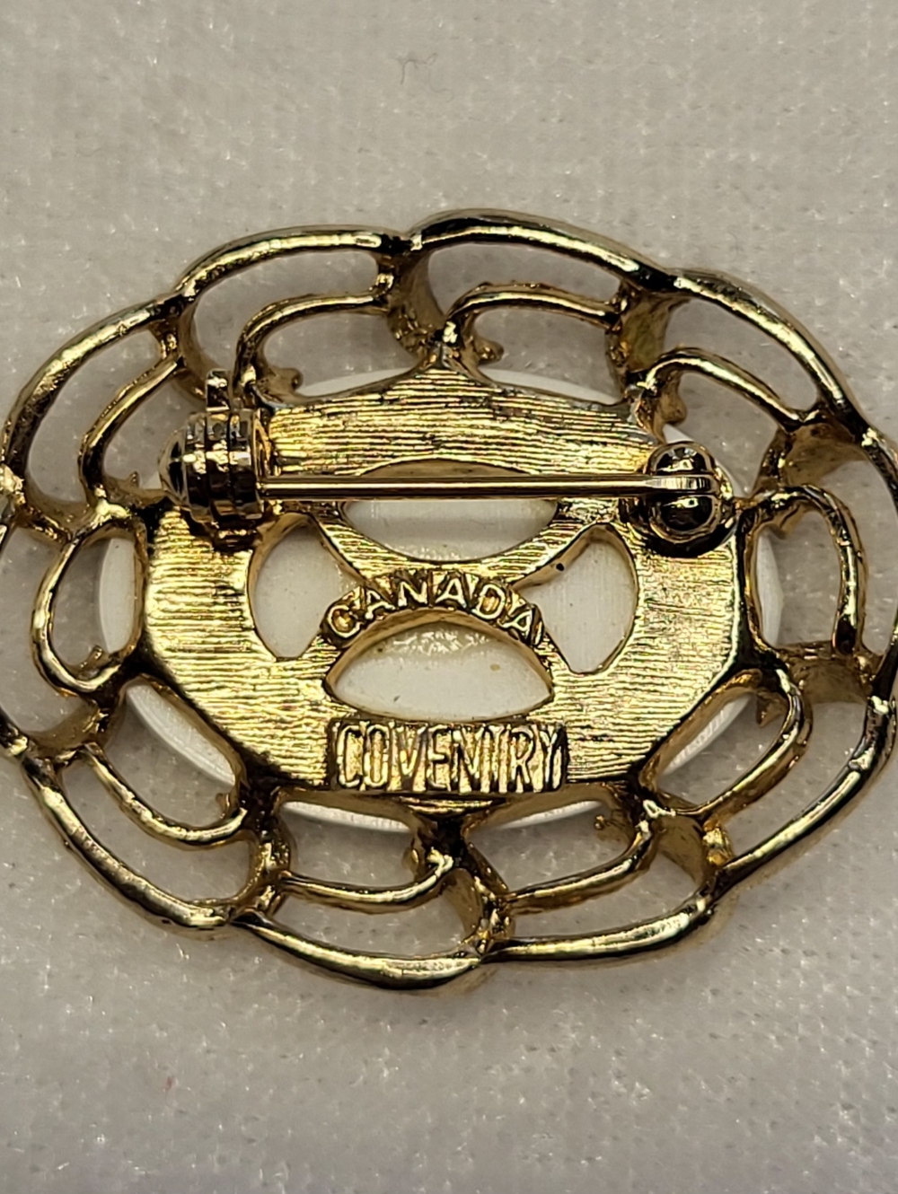 Vintage 60s Sarah Coventry Floral Brooch / Pin - Picture 2 of 3